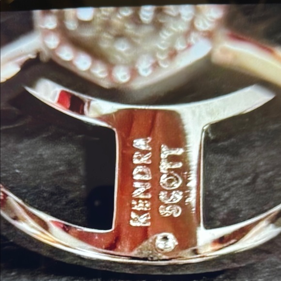 Kendra Scott Elyse Ring Silver   🆕 size 6 - Picture 9 of 10
